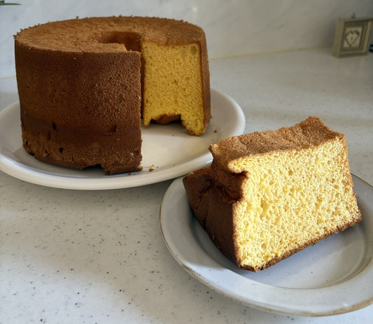 国産生はちみつをシフォンケーキに使うのは、もったいない？
