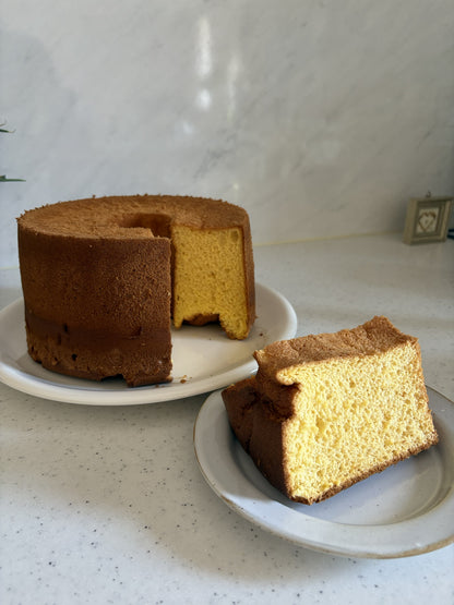 国産生はちみつシフォンケーキ